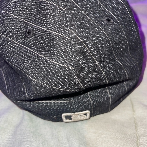 Mens New Era Hat - Picture 3 of 4